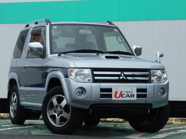 パジェロミニエクシード 4WD