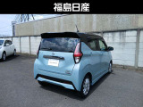 右斜め後ろからの画像です。