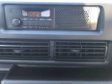 AM/FMラジオ。