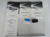 取扱説明書、メンテナンスノートが揃っています。スマートキーは、カギを取り出す手間がなく施錠開錠・エンジン始動ができる便利なキーです。