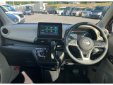視界も広くゆったりとしているので、どなたでも運転しやすい車になっています!.