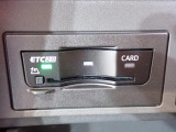グローブBOX内にビルトインタイプETC(DSRC)を装備!!