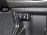 車内で充電することが可能