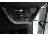 【横滑り防止装置】ドライバーの安全運転をアシストしてくれる装備が充実しています☆ドライバーの不安を安心へと変えてくれますね。