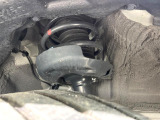 お車を安心してお乗りいただく為には、足回りの定期点検が欠かせません。サービスサポート(有償保証)では無料点検もご提供しており、安心のカーライフをお過ごしいただけるサポート体制が整っています。