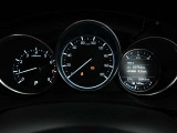 展示車は車の全てを知り尽くしたエキスパートが基本性能に関わる機能や状態を徹底的にチェックしています。消耗部品の事前交換など法定12ヶ月点検相当の点検・整備を必ず実施しています。