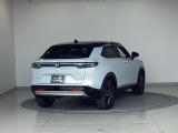バックカメラが付いているのでバックでの車庫入れも安心です。