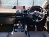 細部まで作り込まれた造形美!毎日でも運転して『人馬一体』を楽しみたくなります。是非、クルマに触れてその質感を味わってください。