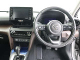運転席から見たハンドルダッシュまわりになります。