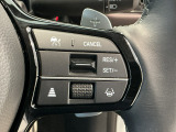【アダプティブ・クルーズ・コントロール】予め設定した車速内でクルマが自動的に加減速。 前走車との適切な車間距離を維持しながら追従走行し、高速道路でのドライバーの疲労を軽減してくれる嬉しい機能付♪