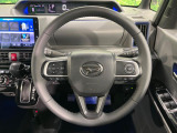 【純正革巻きステアリング】上質な革を使用することで、手にしっかり馴染みとても運転しやすいハンドルです♪