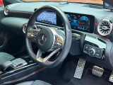 CLAシューティングブレーク CLA200d AMGライン サンルーフ 修復歴無し