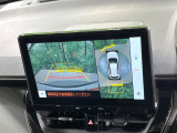 【パノラミックビューモニター】専用のカメラにより、上から見下ろしたような視点で360度クルマの周囲を確認することができます☆死角部分も確認しやすく、狭い場所での切り返しや駐車もスムーズに行えます。