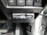 ETCももちろん搭載。いちいち料金所で停車する必要なんて当然ないです。スムーズにストレスなくドライブをお楽しみください。(※支払総額にセットアップ費用は含まれておりません。)