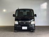 弊社のお客様からのワンオーナーの下取り車で入荷しました。弊社の整備記録も有るので、安心してお乗り頂けるお車です!