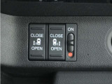 ◆両側電動スライドドア◆狭い駐車場でも乗り降りが楽々♪お子様が隣の車にドアを当ててしまう心配もございません!小さなお子様連れの方もこれで安心。