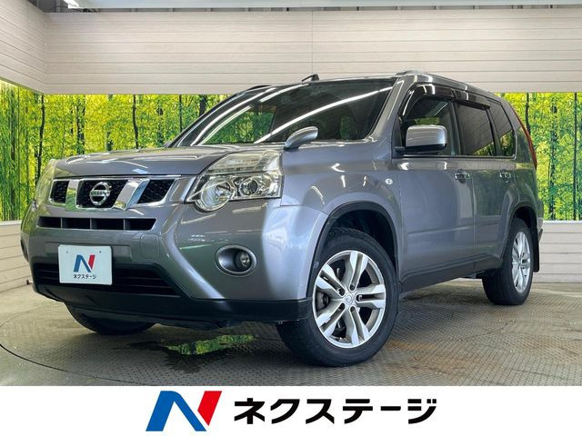 日産 エクストレイル 2.0 20X の中古車詳細 (92,800km, ブリリアント