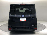 オールシーズン大活躍のミニバンです。人も荷物もたくさん乗せられ(載)、この車を中心に色々な楽しみが増えることでしょう♪