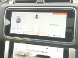 【パークアシスト】カメラとセンサーを使用して駐車を自動でサポートします。狭い駐車場等で重宝します。ゆっくり走行しながら、センサーで適切な駐車スペースを自動的に探し出します。