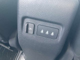 後部座席充電ポートあります