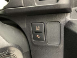 車線逸脱防止装置の「レーンキープアシスト」もついています。万が一のよそ見運転で車線をはみ出しても知らせてくれます♪あると便利な機能ですね!