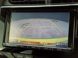 バックガイドモニターで、後方を確認しながら安心して駐車することができます。運転初心者も熟練者も必須の機能ですよ!