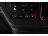 シートヒーター装備車両♪♪寒い冬はもちろん♪肌寒い春先・秋口まで活躍してくれるあると嬉しい装備です♪♪