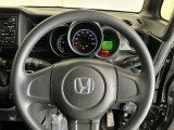 明るく、視認性に優れたメーターで安全運転や燃費管理、車両点検などに役に立つ機能があります ※一部の車種には該当しないものもございます