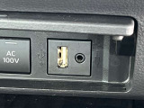 接続可能なAUX、USB端子付き!