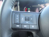 オーディオ類の操作がハンドルから手を放さずに行えます