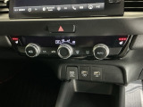【シートヒーター】雨の日や冷えた車内でも、シートの座面をやさしく温め快適な運転をサポート。