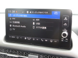 ナビゲーションはホンダコネクトディスプレイが装着されております。AM、FM、フルセグTV、Bluetoothがご使用いただけます。初めて訪れた場所でも道に迷わず安心ですね!