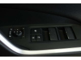 トヨタ認定中古車には1年間走行距離無制限の『ロングラン保証』がついています。年式は問わず、全国約5,000ヶ所のトヨタのお店で保証修理を受けることができます。