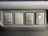 【パワーバックドア】スマートキーや運転席のボタンを押すだけでリアゲートが自動で開閉します!荷物を持っている時や、高い位置にあるバックドアを閉める際に便利な機能です♪