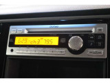 純正オーディオ CX-128C が装備されています!オーディオソース:CD AM/FMラジオ AUX