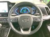 【純正革巻きステアリング】上質な革を使用することで、手にしっかり馴染みとても運転しやすいハンドルです♪