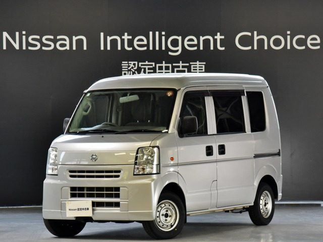 NV100クリッパー DX ハイルーフ 4WD