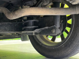 お車を安心してお乗りいただく為には、足回りの定期点検が欠かせません。サービスサポート(有償保証)では無料点検もご提供しており、安心のカーライフをお過ごしいただけるサポート体制が整っています。