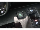 ECONスイッチの効果とあなたの運転で、クルマと力をあわせ「燃費向上=ガソリン代の節約=CO2 削減」のチャレンジをお楽しみください。