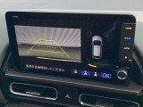 バックカメラも装備しております。車庫入れの苦手なお客様も安心!重宝してくれます!