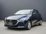 世界統一名称の『MAZDA2』となったコンパクト。「Be a Driver」のスローガンのもと、最適なドライビングポジションを提供できる室内空間と思い通りの走行性能を持った、クラスを超えたお車です!