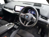 お車のことなら弊社とご用命を頂けるよう全社一丸となって取り組みさせて頂いております。