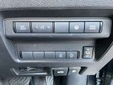 運転席まわりの画像です。