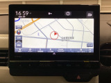 ナビゲーションはフルセグTV、インターナビ対応のGathers純正メモリーナビを搭載しています。Bluetoothオーディオ機能がありますので、スマートフォンなどの音楽も再生できます。