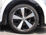 235/45R18タイヤ/8Jx18アルミホイール(5スポーク)