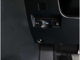 ETC!料金所も止まる事無くスイスイです!窓を開ける必要も無いので雨や花粉、排気ガスの浸入もありません!今や必需品ですネ!
