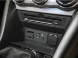 USBポートも2つ完備です♪