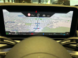 バックカメラにより駐車時の後方確認も楽にできます。