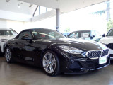 BMW在庫保有台数常時100台以上!ご来店の際はBMW本店(厚木市下荻野140-1)にご来店ください!弊社自慢の全天候型ショールーム!BMW在庫保有台数常時100台以上ございます!