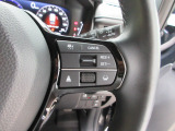 Hondaセンシングの機能のひとつ、アダプティブクルーズコントロール付!アクセルから足を離しても設定したスピードと前車との車間を保ち走行してくれます!車線維持もアシスト☆高速道路で疲労軽減ですね☆